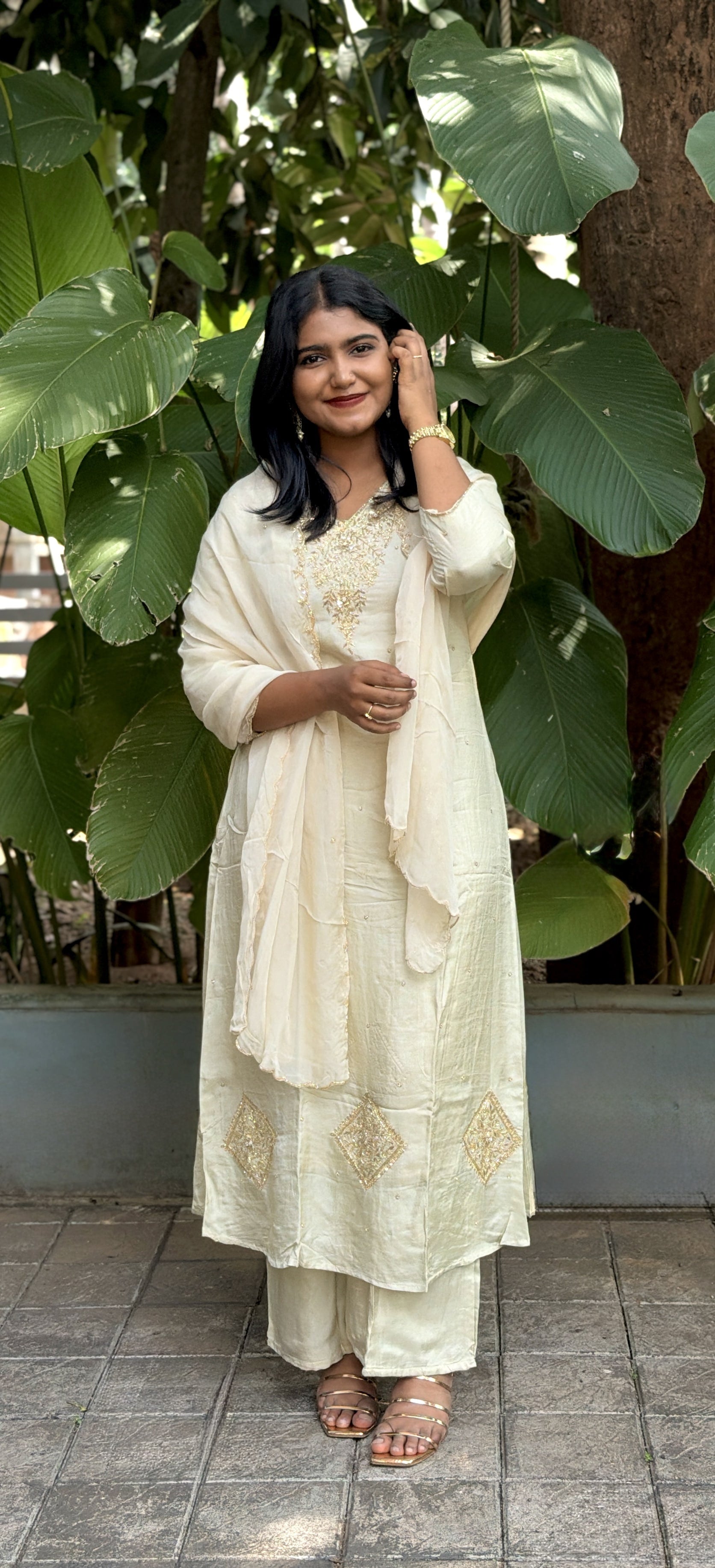 Suhani Ivory