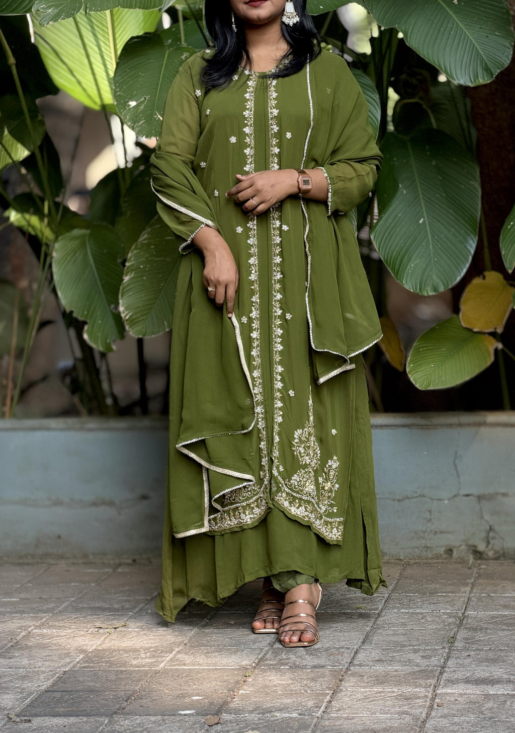 Emerald Ethnic Look