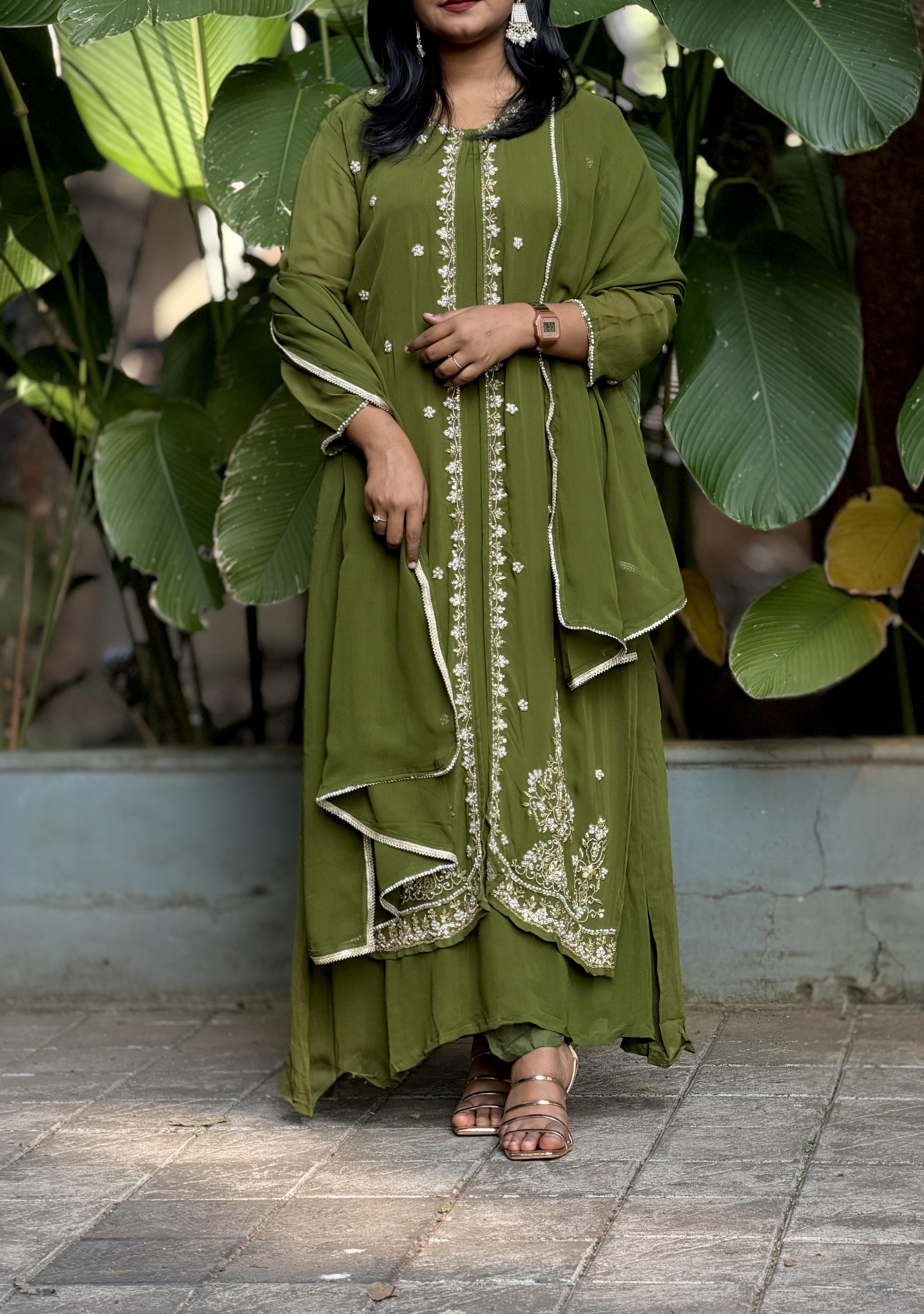 Emerald Ethnic Look